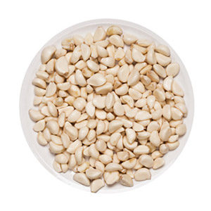 Bearbeitetes Gemüse / Knoblauch, ganzer