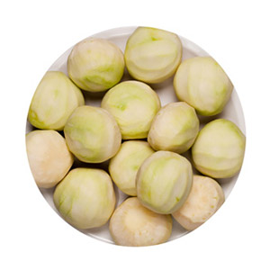 Bearbeitetes Gemüse / Kohlrabi, ganzer